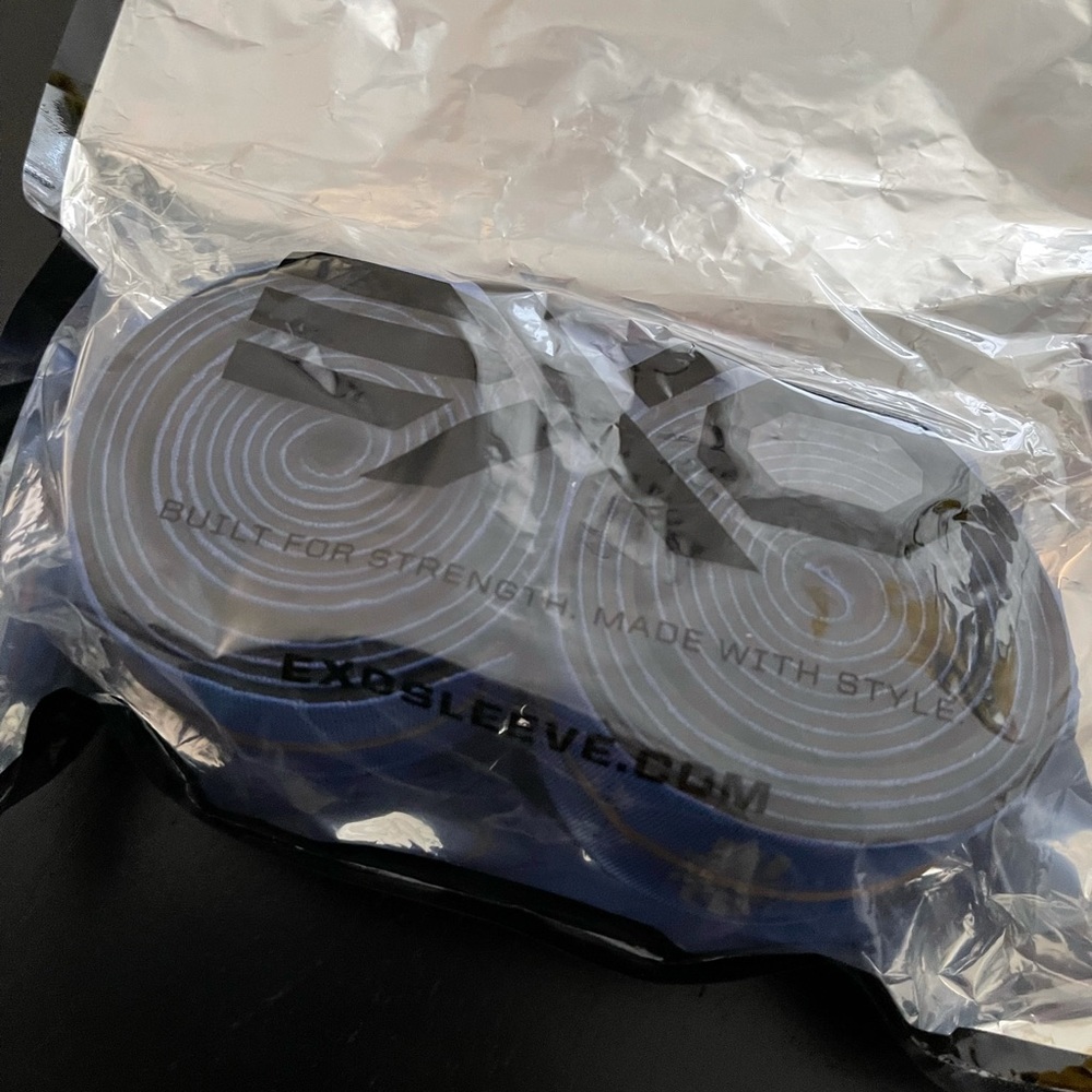 NWT Exo Sleeve